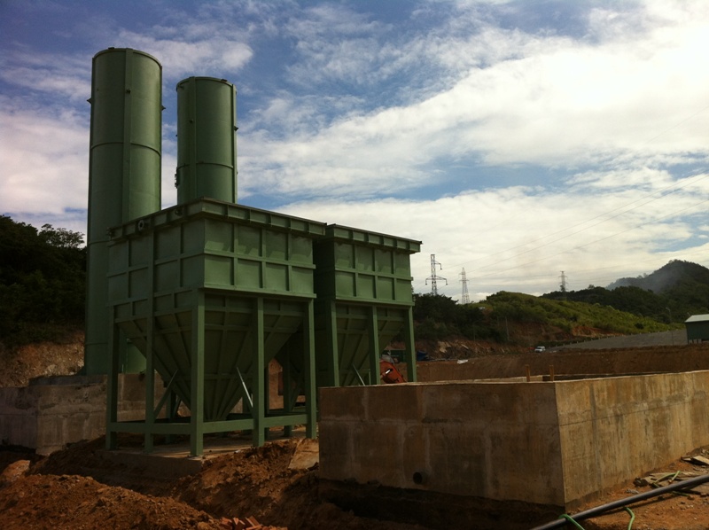 Hệ thống bồn, tháp xử lý nước rác thải